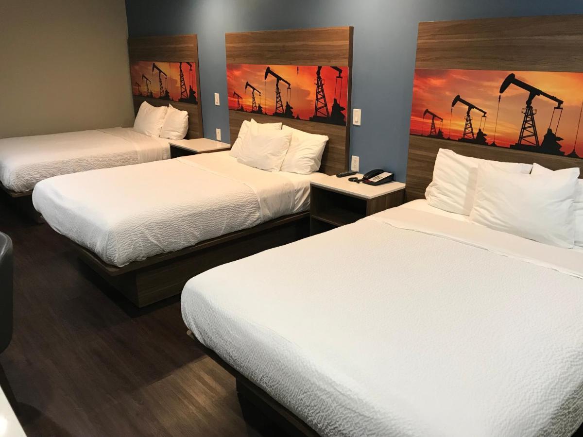 Hyland Inn Брея Экстерьер фото