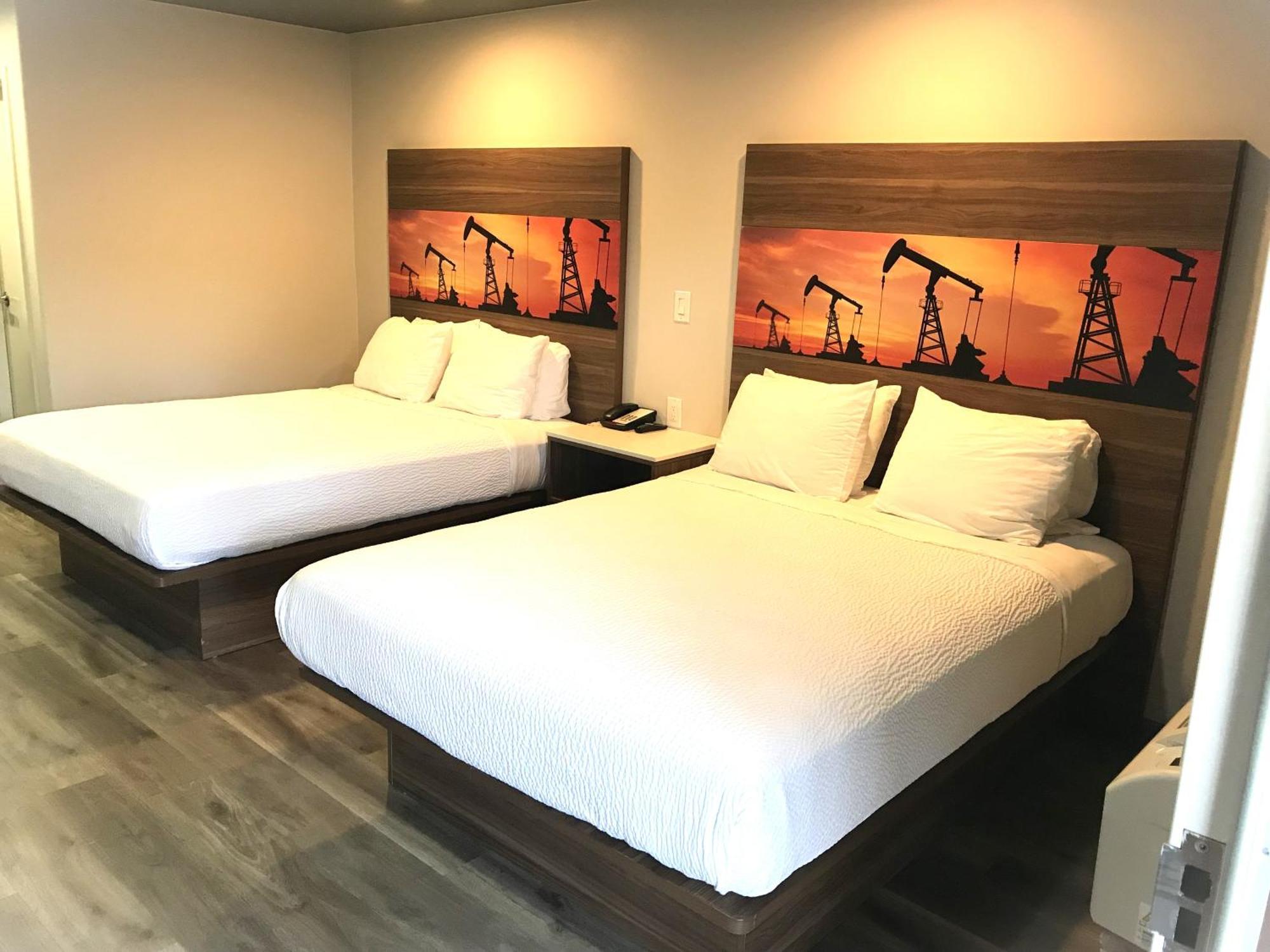 Hyland Inn Брея Экстерьер фото